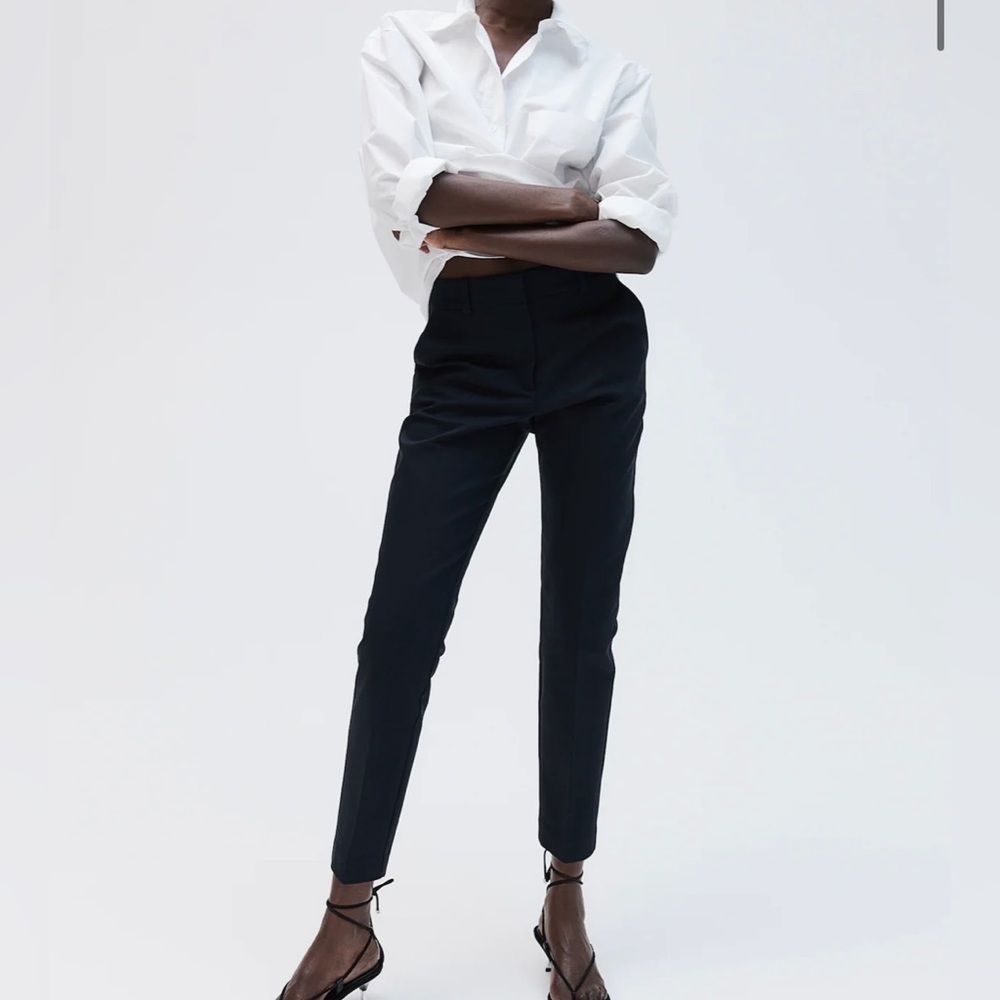 H&M Navy Blue Skinny Work Pants - Size 8 (NWT)